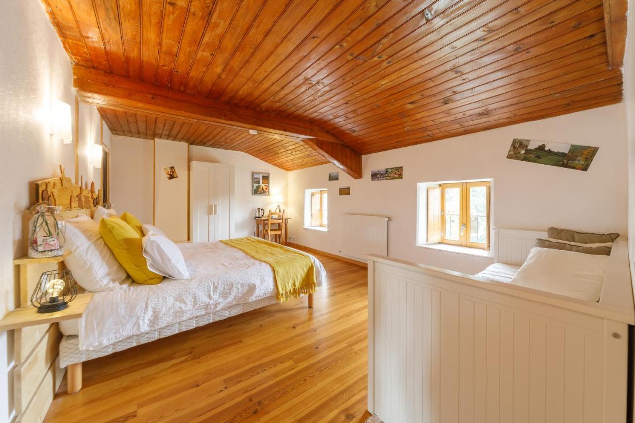 Le Fournia Bed & Breakfast Grandrif Exterior foto