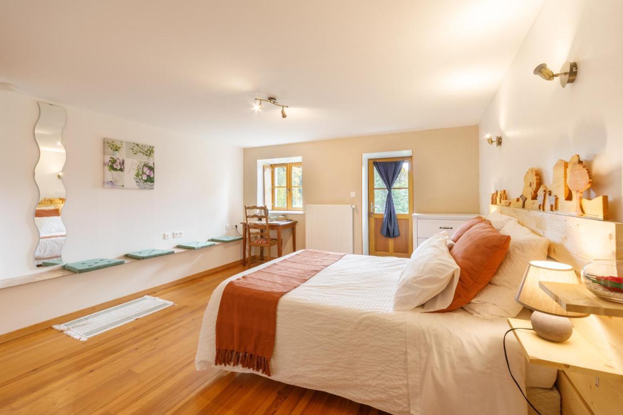 Le Fournia Bed & Breakfast Grandrif Exterior foto