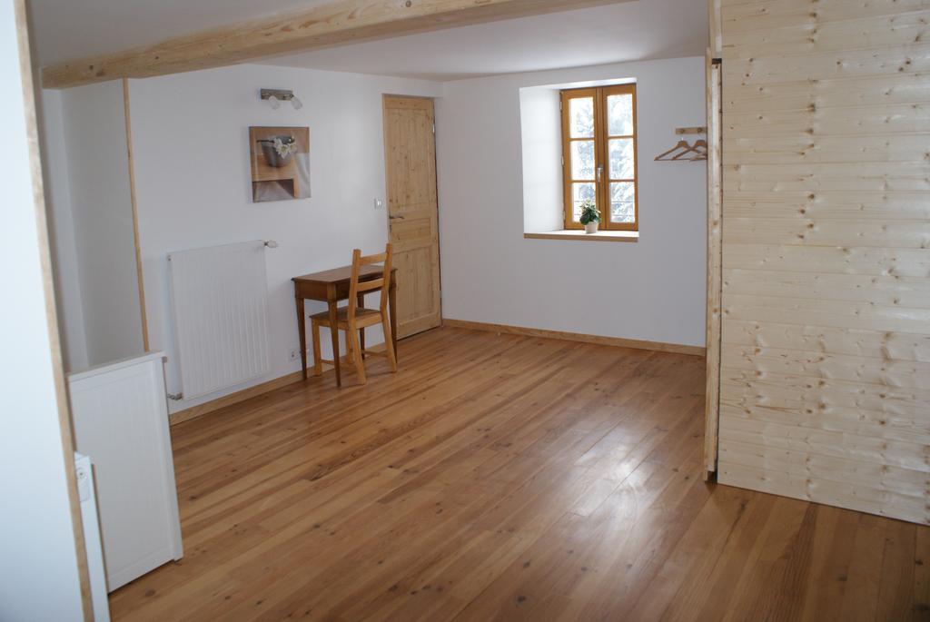 Le Fournia Bed & Breakfast Grandrif Exterior foto